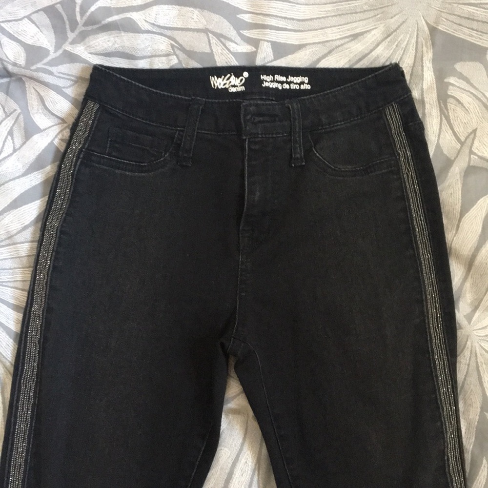 Dark Gray/black jeans with cute detailing